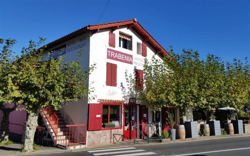 Auberge Trabenia Ascain Εξωτερικό φωτογραφία