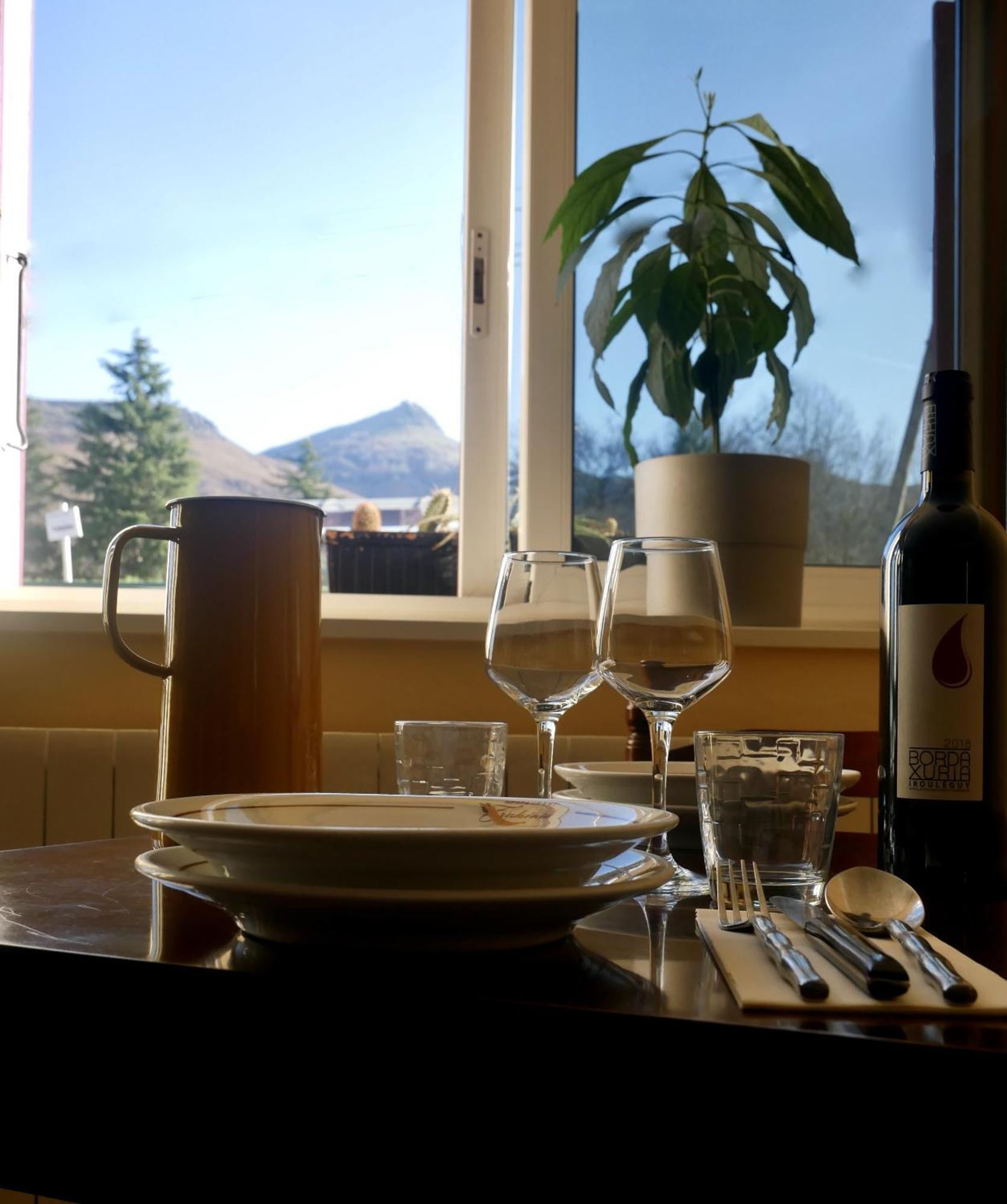 Auberge Trabenia Ascain Εξωτερικό φωτογραφία